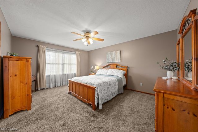 5330 Young Road, Stow, OH 44224
