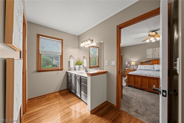5330 Young Road, Stow, OH 44224