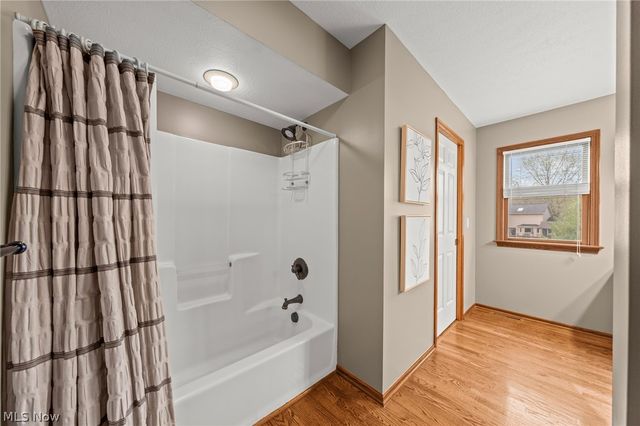 5330 Young Road, Stow, OH 44224