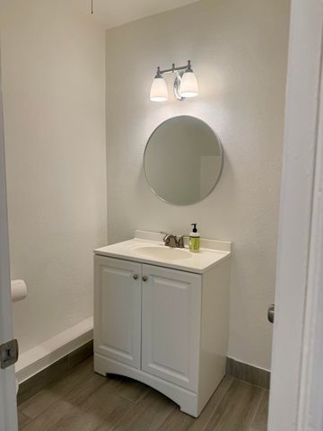 7500 NW 75th Street, Tamarac, FL 33321