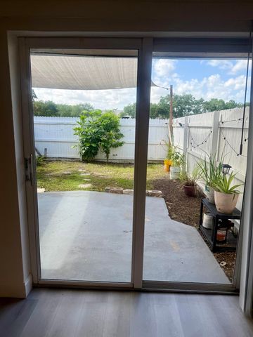 7500 NW 75th Street, Tamarac, FL 33321