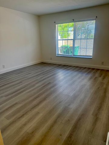 7500 NW 75th Street, Tamarac, FL 33321