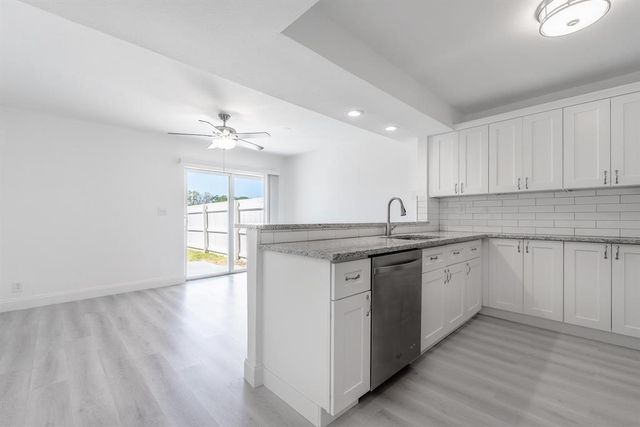 7500 NW 75th Street, Tamarac, FL 33321