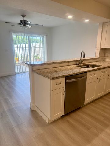 7500 NW 75th Street, Tamarac, FL 33321