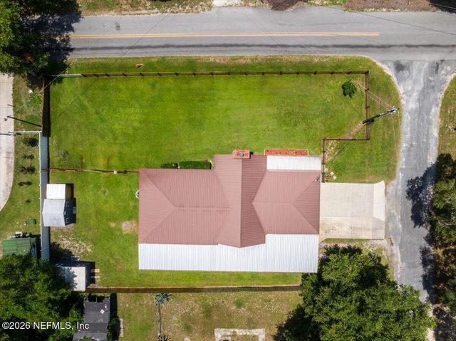 101 LISA Lane, Palatka, FL 32177