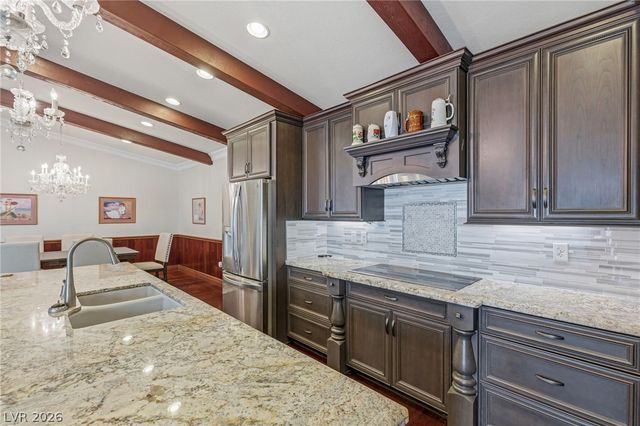 6131 Grand Teton Drive, Las Vegas, NV 89131