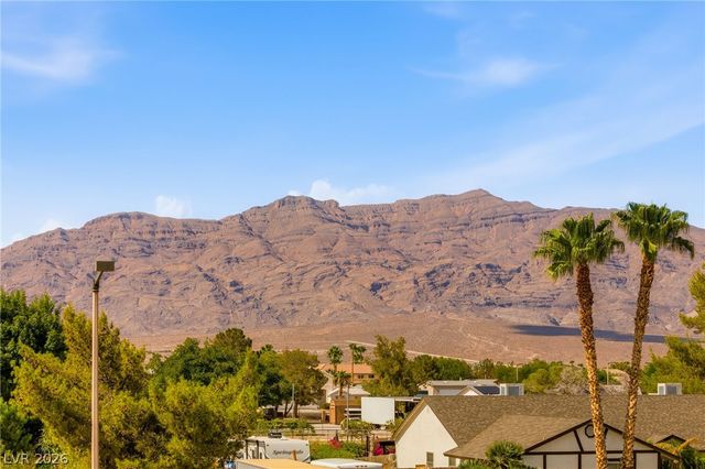 6131 Grand Teton Drive, Las Vegas, NV 89131