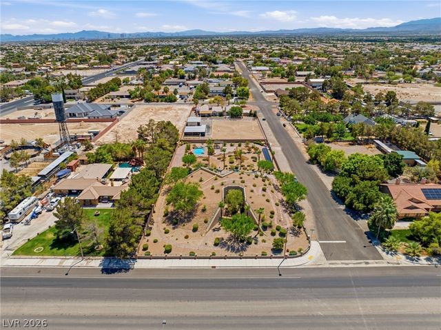 6131 Grand Teton Drive, Las Vegas, NV 89131