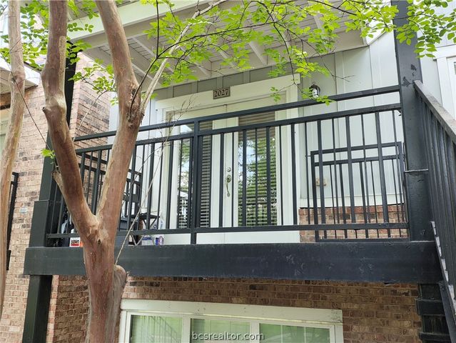 1725 Harvey Mitchell 2027, College Station, TX 77840