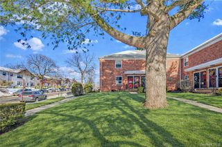 138-01 Jewel Avenue 1A, Flushing, NY 11367