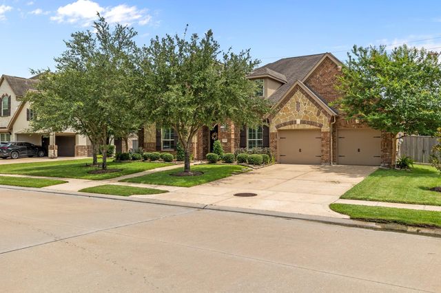 11912 Linden Walk Lane, Pearland, TX 77584