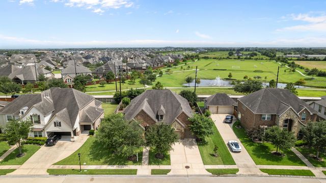 11912 Linden Walk Lane, Pearland, TX 77584