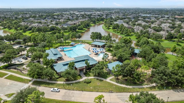 11912 Linden Walk Lane, Pearland, TX 77584