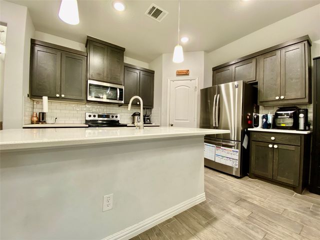 332 Paloma Street, Weatherford, TX 76087