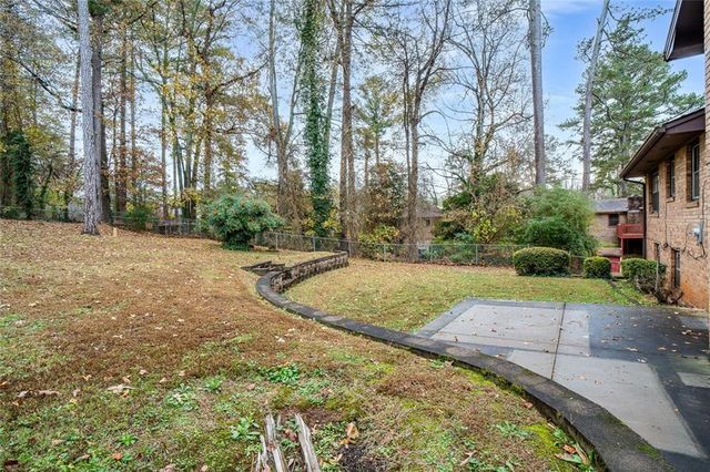 2738 Rainbow Ridge Road, Decatur, GA 30034