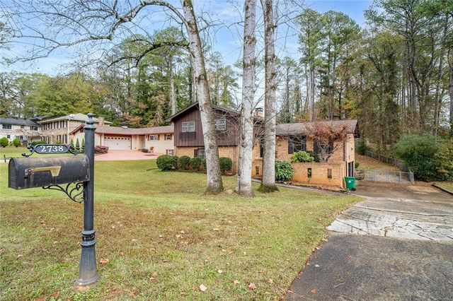 2738 Rainbow Ridge Road, Decatur, GA 30034