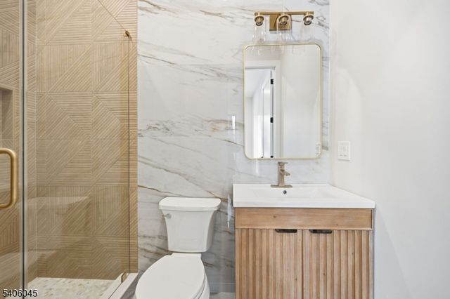 3 Parker Ct, Florham Park Boro, NJ 07932