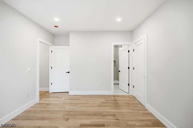 3 Parker Ct, Florham Park Boro, NJ 07932