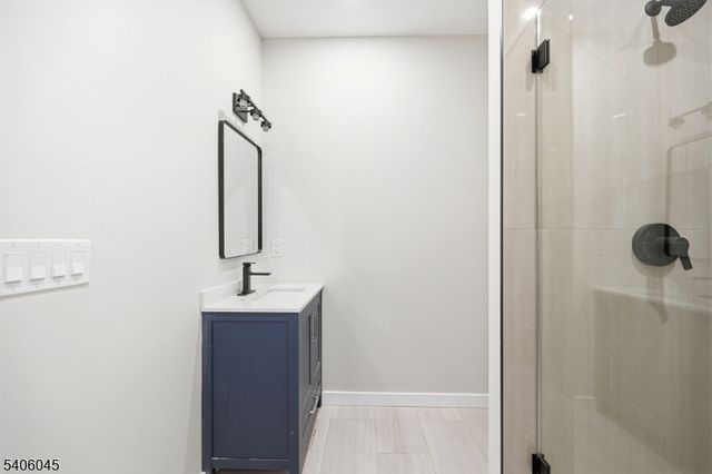 3 Parker Ct, Florham Park Boro, NJ 07932