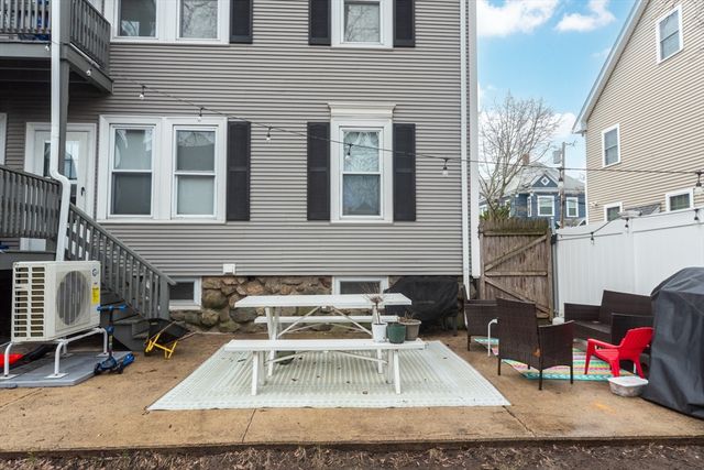 25 Wellington St 1, Waltham, MA 02451