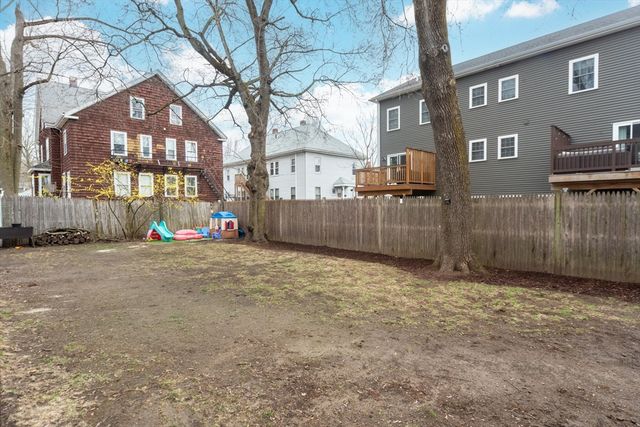 25 Wellington St 1, Waltham, MA 02451