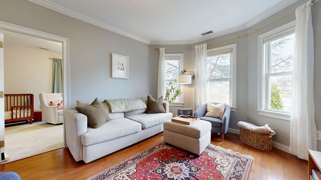 25 Wellington St 1, Waltham, MA 02451