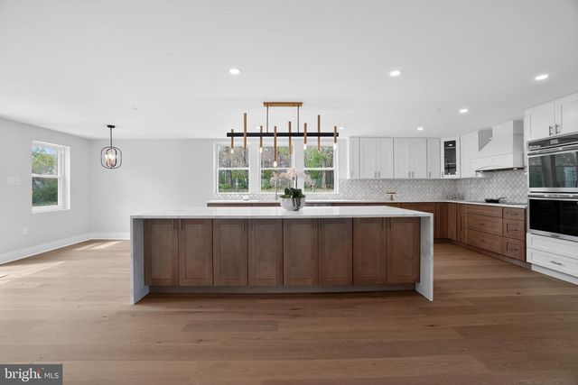 536 TAYLOR AVE, Warrington, PA 18976