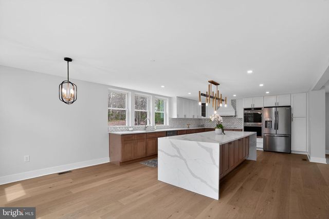 536 TAYLOR AVE, Warrington, PA 18976