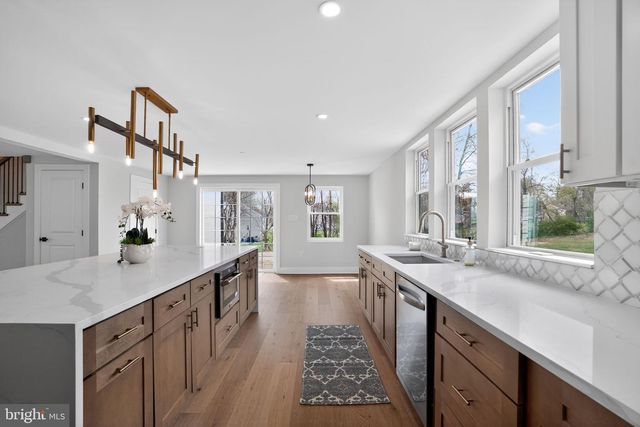 536 TAYLOR AVE, Warrington, PA 18976