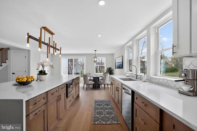 536 TAYLOR AVE, Warrington, PA 18976