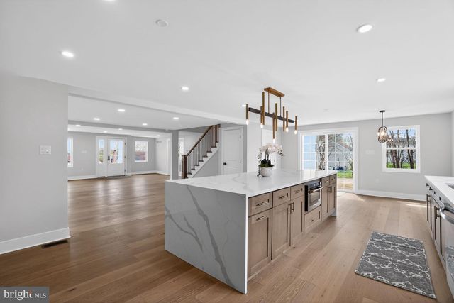 536 TAYLOR AVE, Warrington, PA 18976