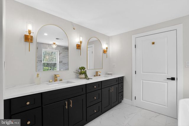 536 TAYLOR AVE, Warrington, PA 18976