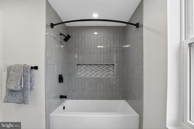 536 TAYLOR AVE, Warrington, PA 18976