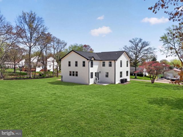 536 TAYLOR AVE, Warrington, PA 18976