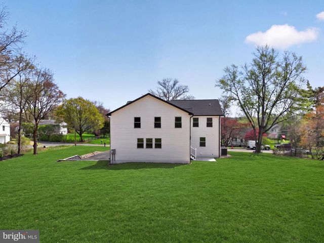 536 TAYLOR AVE, Warrington, PA 18976