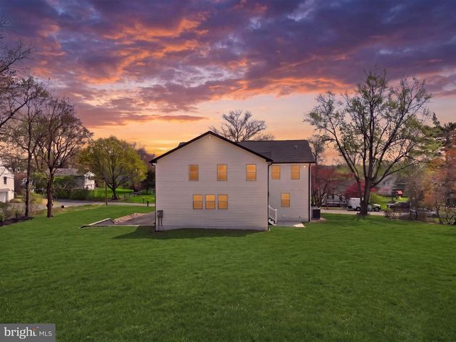 536 TAYLOR AVE, Warrington, PA 18976