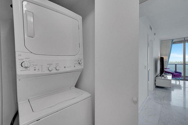 460 NE 28th St 3407, Miami, FL 33137