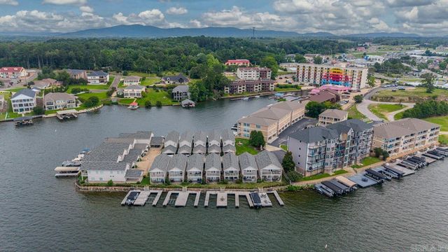 183 Villa Pt Apt B, Hot Springs, AR 71913