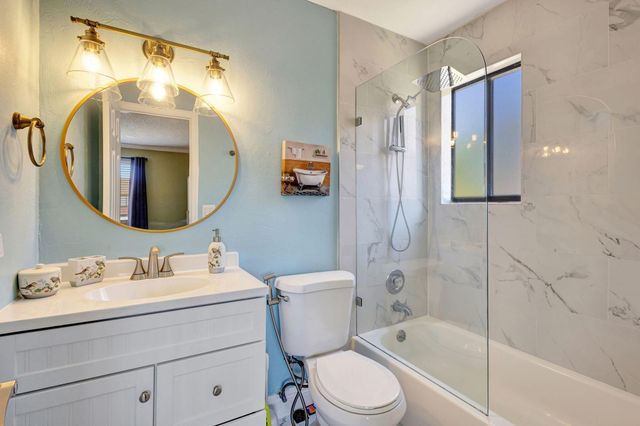 139 Sparrow Drive 4h, Royal Palm Beach, FL 33411