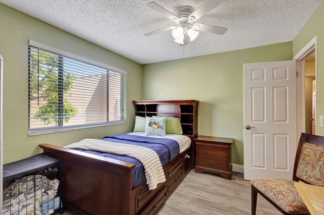 139 Sparrow Drive 4h, Royal Palm Beach, FL 33411