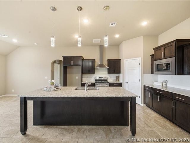 2638 W 115th Street S, Jenks, OK 74037