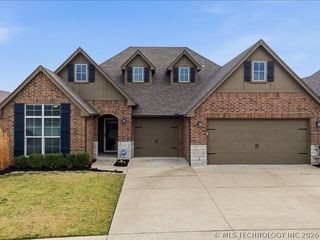 2638 W 115th Street S, Jenks, OK 74037