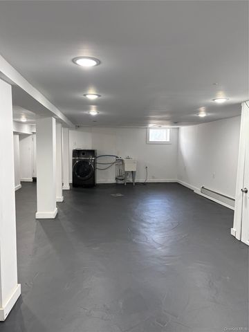1108 1st Avenue, New Hyde Park, NY 11040