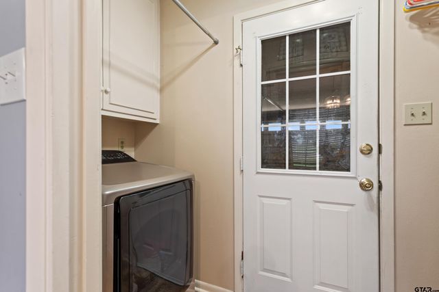 3433 Cloverdale Dr, Tyler, TX 75701