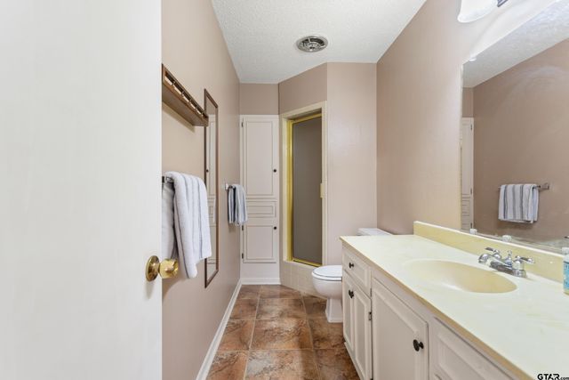 3433 Cloverdale Dr, Tyler, TX 75701