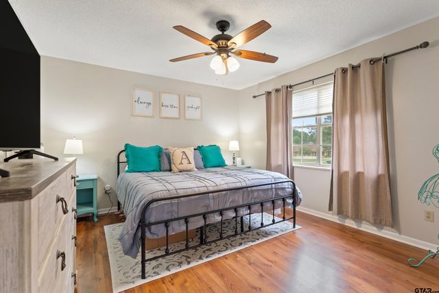 3433 Cloverdale Dr, Tyler, TX 75701