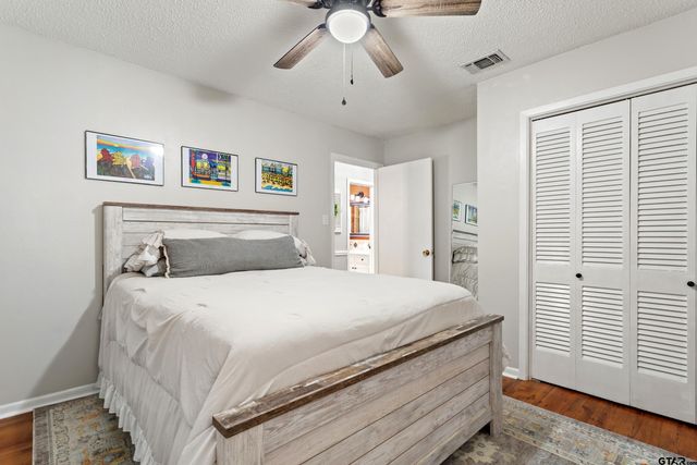 3433 Cloverdale Dr, Tyler, TX 75701