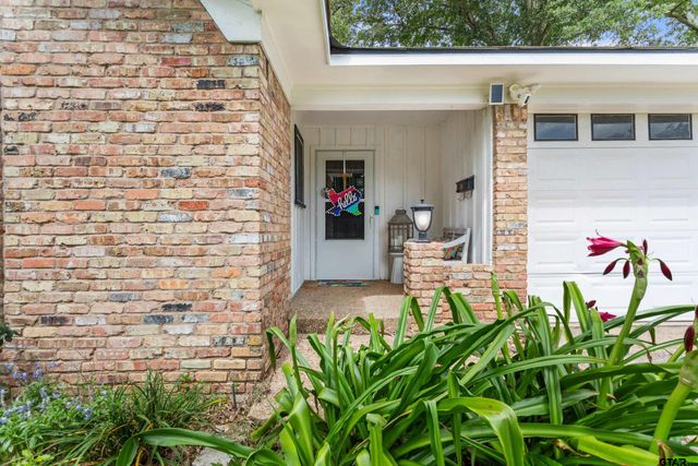 3433 Cloverdale Dr, Tyler, TX 75701