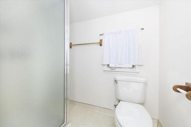 805 Mermod Pl, Winters, CA 95694