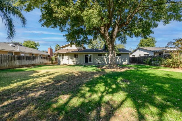 805 Mermod Pl, Winters, CA 95694